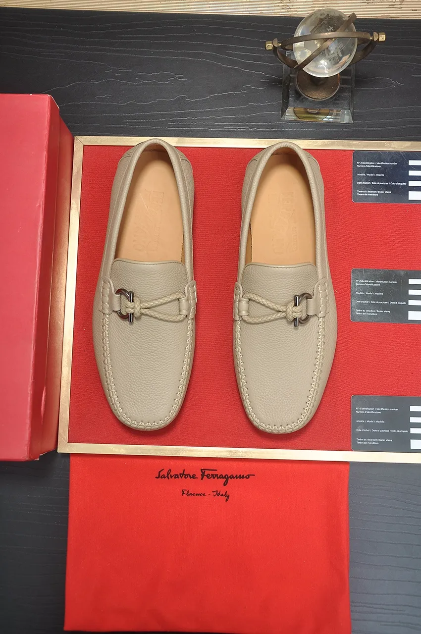 Men's shoes 💰480💶 [Ferragamo/Ferragamo] The latest model in the counter. Original imported open-sided fine cowhide hand-woven + imported 🐂 cowhide + original luxury metal buckle + original combination outsole. No pressure in comparison 38--44🎉